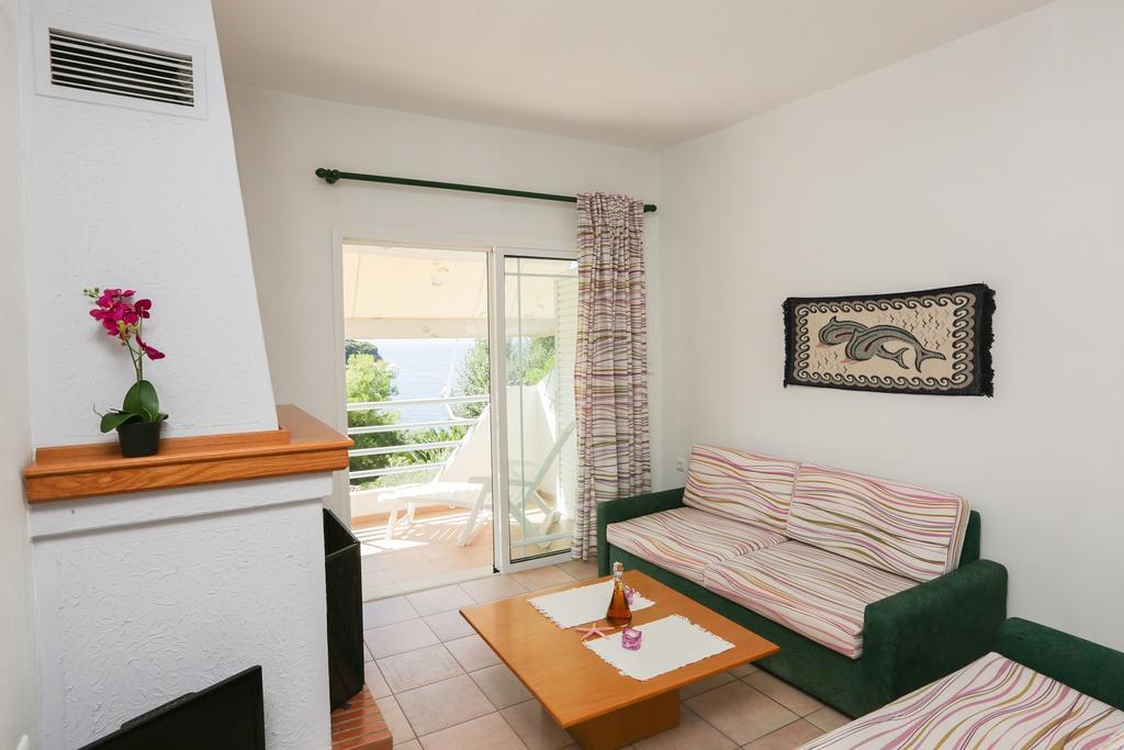 Seaside Apartment *